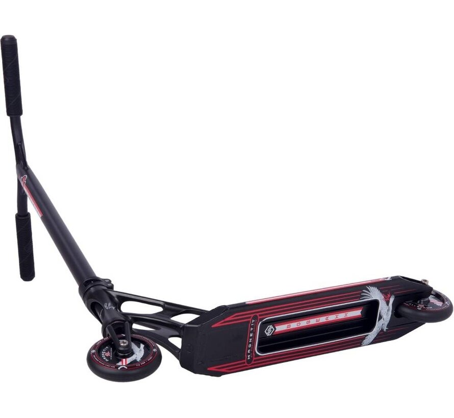 Striker BGSEAKK Magnetit Stunt Scooter Schwarz