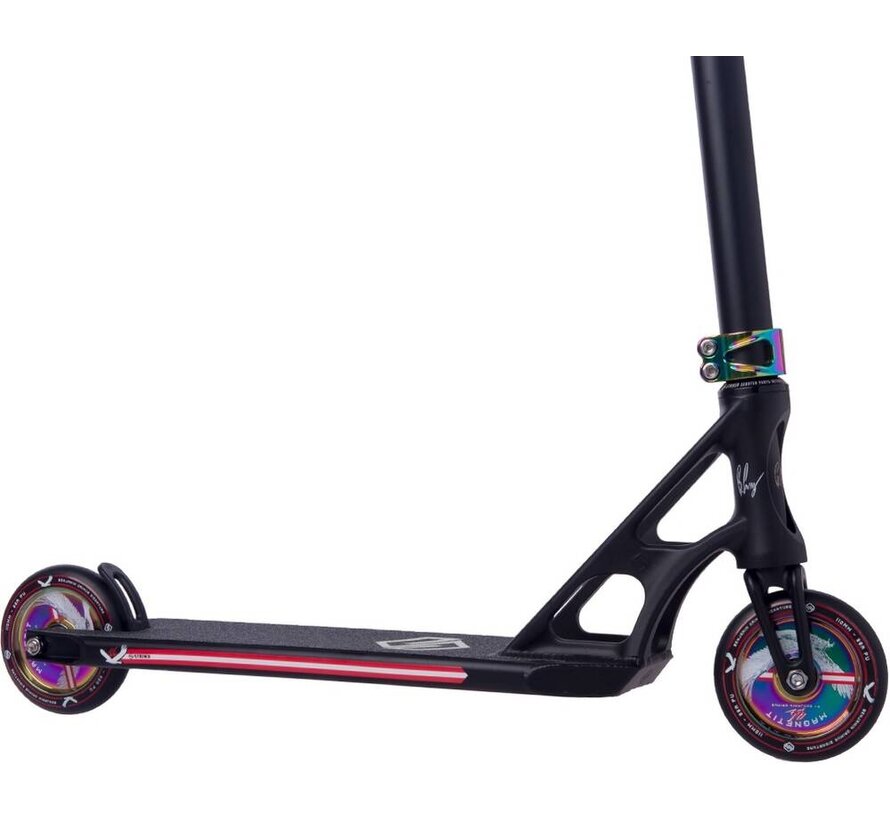 Striker BGSEAKK Magnetit Stunt Scooter Schwarz/Regenbogen