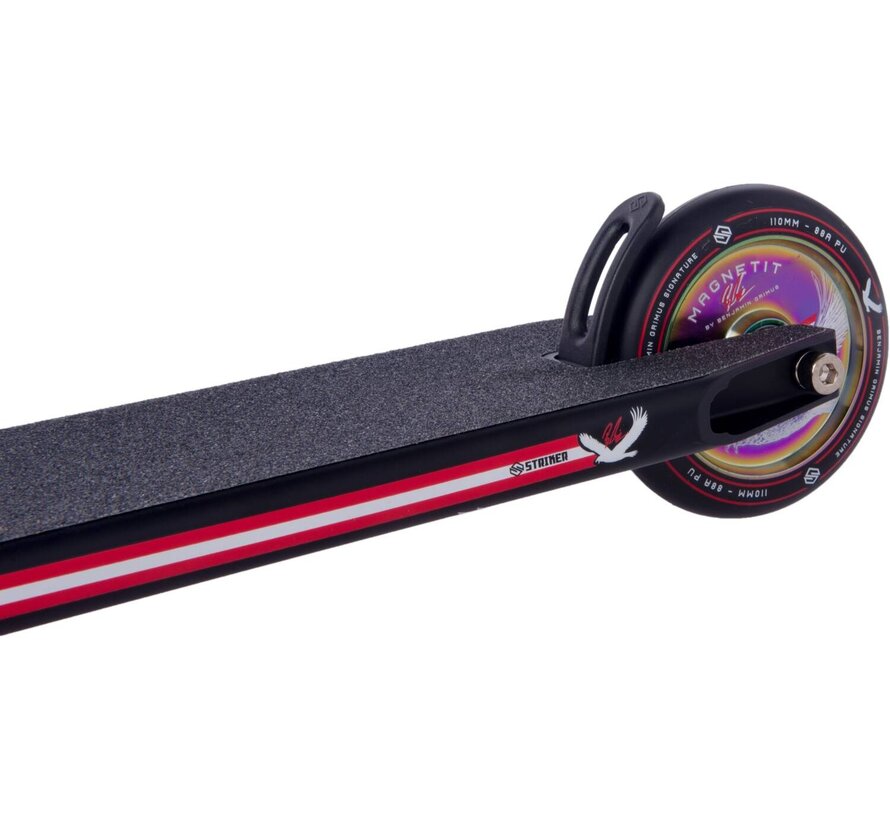 Striker BGSEAKK Magnetit Stuntstep Black/Rainbow