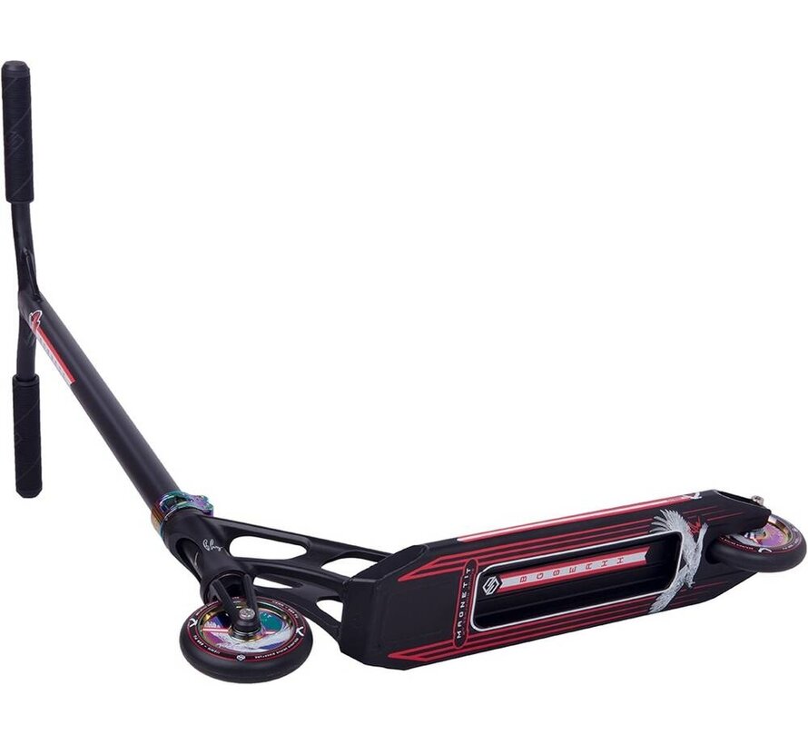 Striker BGSEAKK Magnetit Stunt Scooter Black/Rainbow