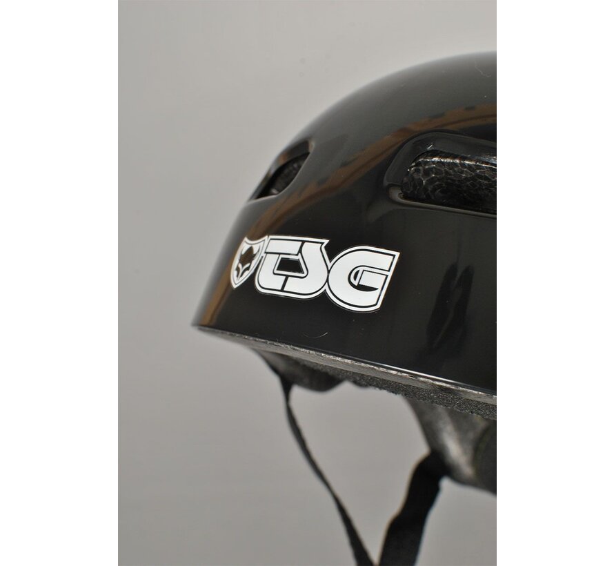 Kask TSG Skate/BMX wtryskiwany w kolorze czarnym