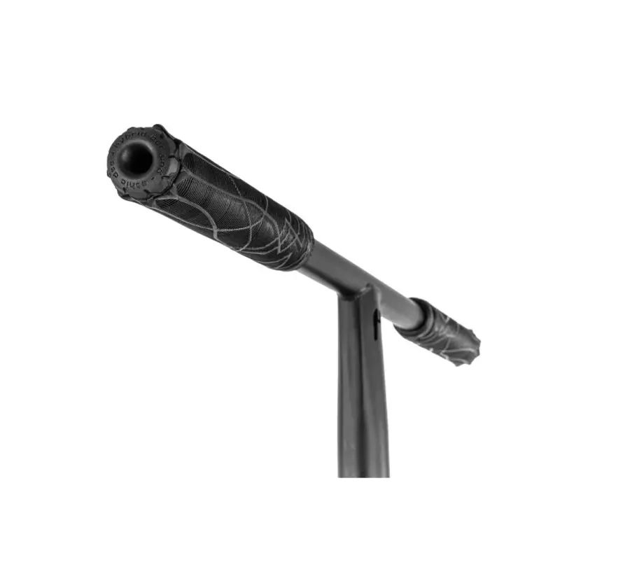 Ethischer Stuntschritt Pandora Black