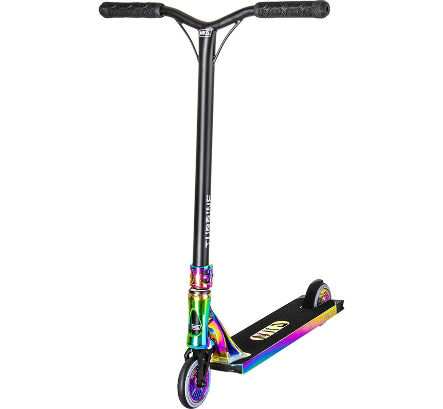 Patinete acrobático NKD Turbine Rainbow, el todoterreno