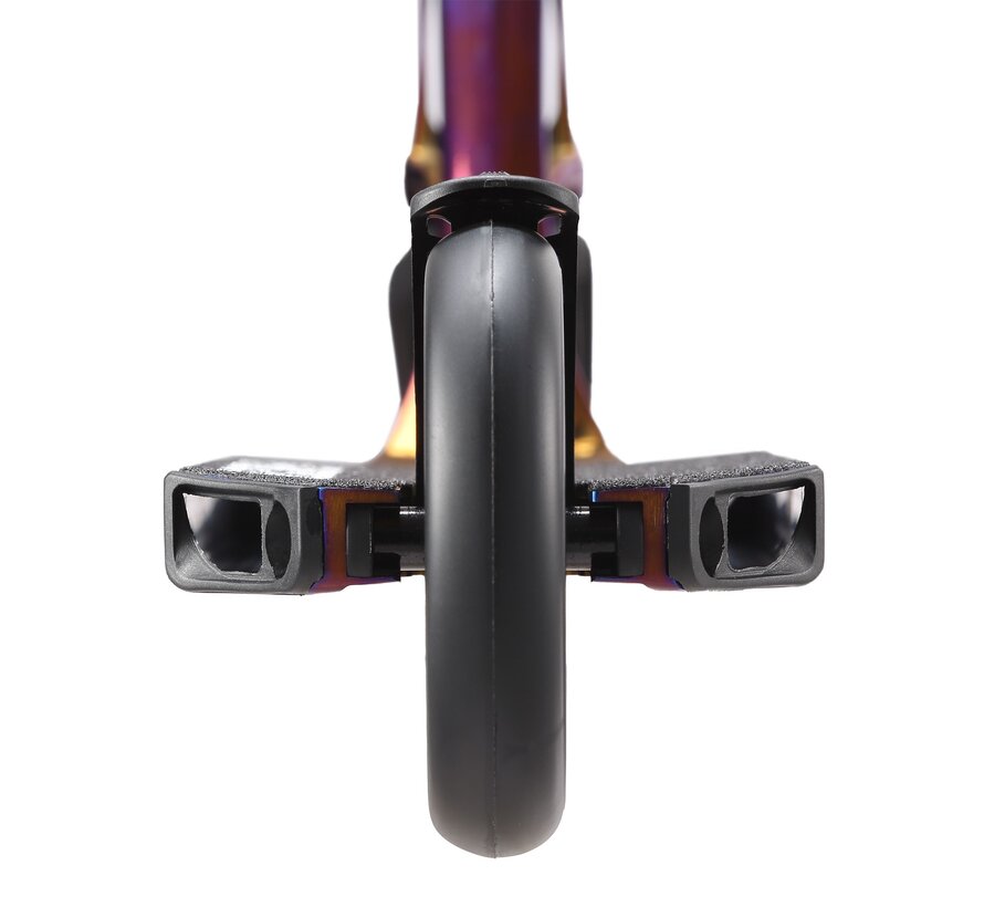 Blunt Prodigy X Burnt Pipe: un patinete acrobático único para acrobacias desafiantes