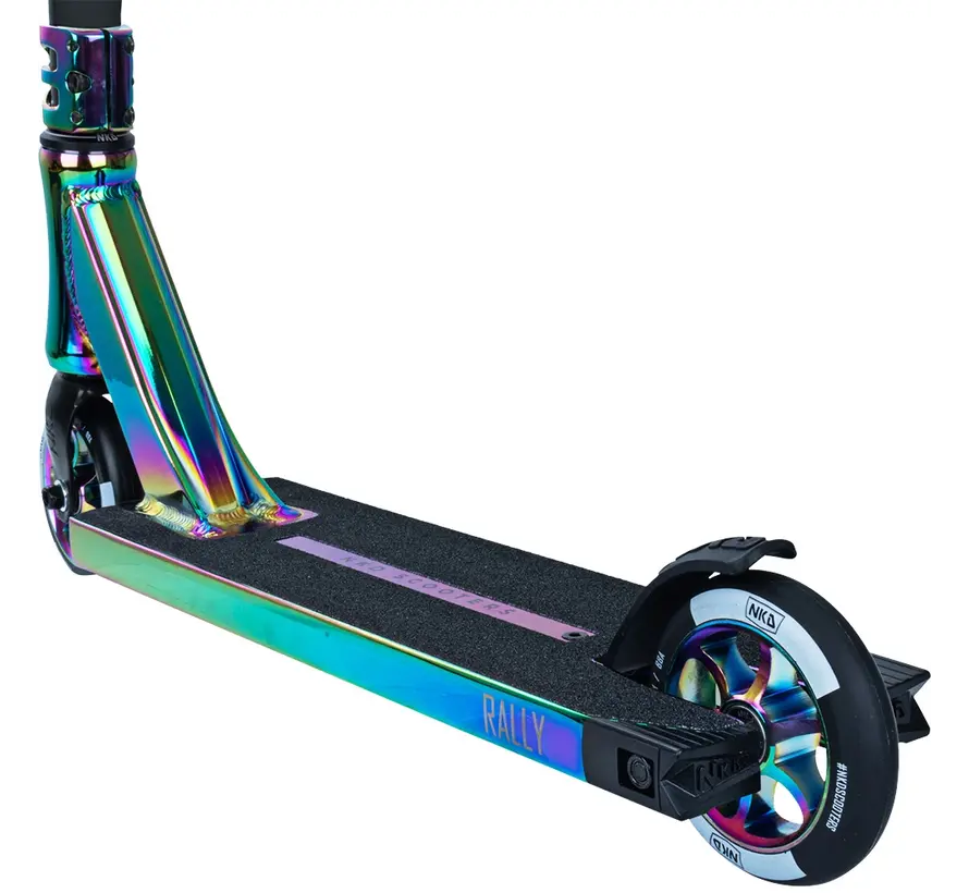 NKD Rally V4 Stuntstep Regenbogen 73cm