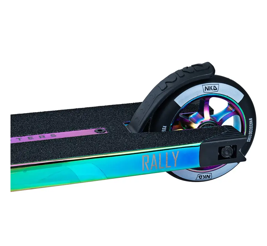 NKD Rally V4 Stuntstep Arcoiris 73 cm