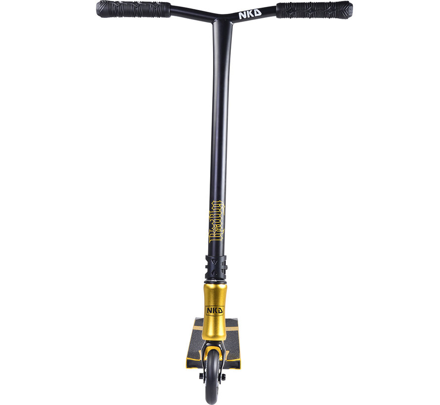 NKD Rally V2 Stuntstep Gold 79cm – dla młodych bohaterów kaskaderskich