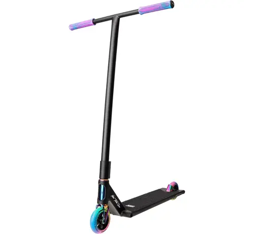 NKD NKD Mono Stuntstep Schwarz/Regenbogen 89 cm – Für den ernsthaften Stuntfahrer