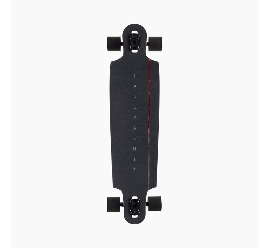 Longboard Landyachtz Drop Cat Python de 38" con drop-through: un cruiser estable y cómodo para el día a día.