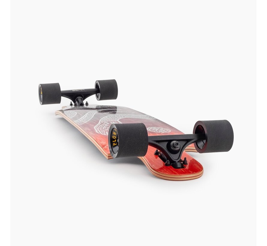 Longboard Landyachtz Drop Cat Python de 38" con drop-through: un cruiser estable y cómodo para el día a día.