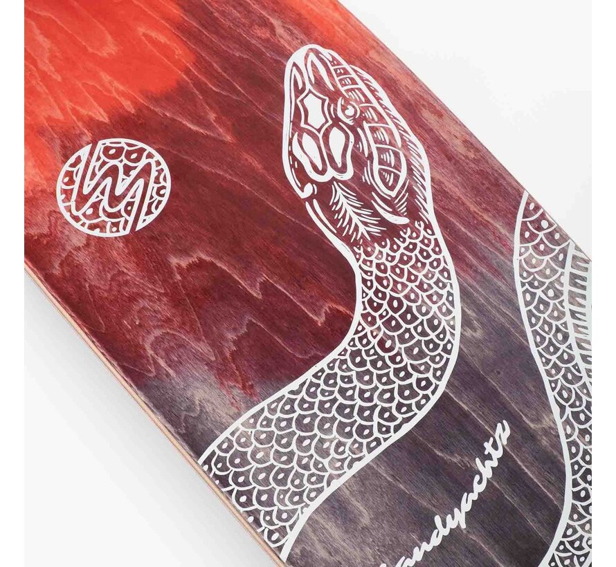 Longboard Landyachtz Drop Cat Python de 38" con drop-through: un cruiser estable y cómodo para el día a día.