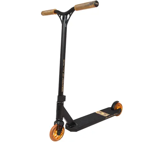 NKD Buy an NKD Goat stunt scooter? | Strong, lightweight & perfect for beginners | Streetsurfshop.nl