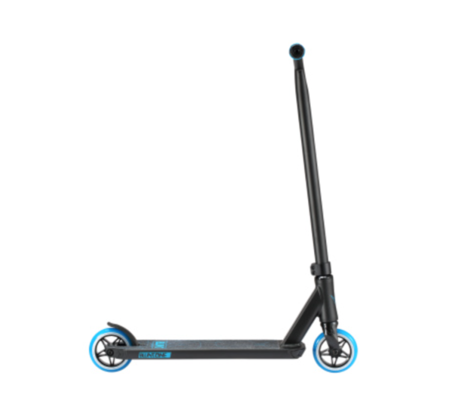 Trottinette Blunt One S3 – Robuste, légère et idéale pour les jeunes pilotes souhaitant améliorer leurs compétences - Copie