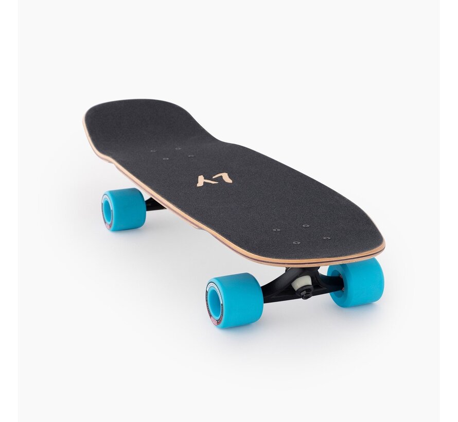 Rimorchiatore Landyachtz Ultra Carve Light Peak 30" Cruiser – Macchina da carving compatta per gite surfistiche