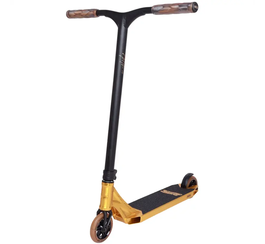 NKD Park Stuntstep – Léger, solide et parfait pour les figures de skate park