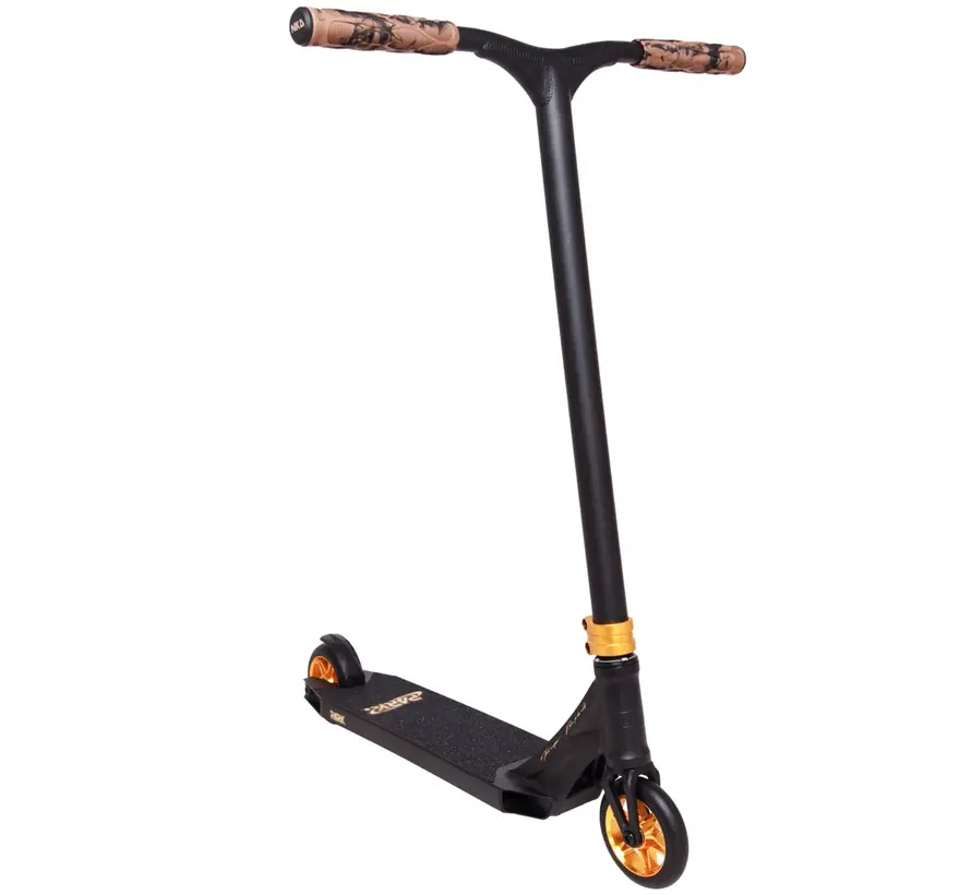 NKD Park Stuntstep: leggero, resistente e perfetto per i trick nello skate park