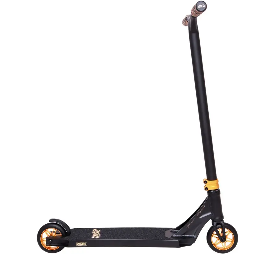 NKD Park Stuntstep: leggero, resistente e perfetto per i trick nello skate park