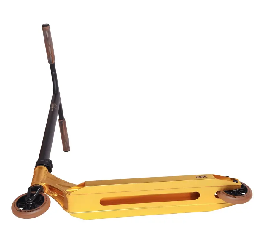 NKD Park Stuntstep – Lightweight, strong and perfect for skate park tricks