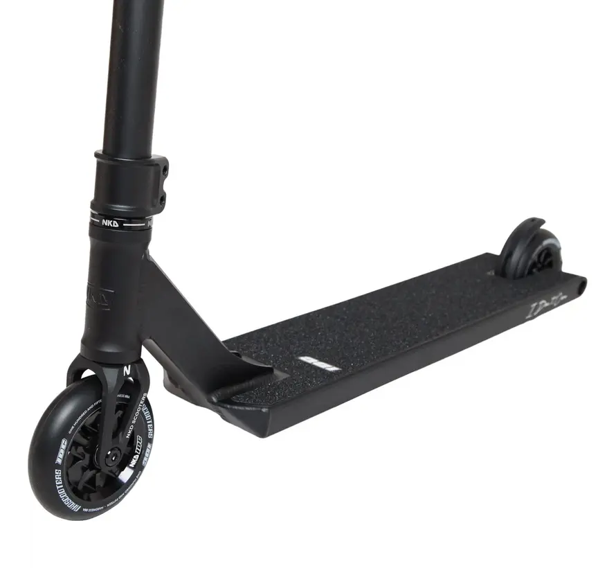 NKD IDC Stuntstep – Zwarte, Robuuste Parkstep met 110 mm Wielen