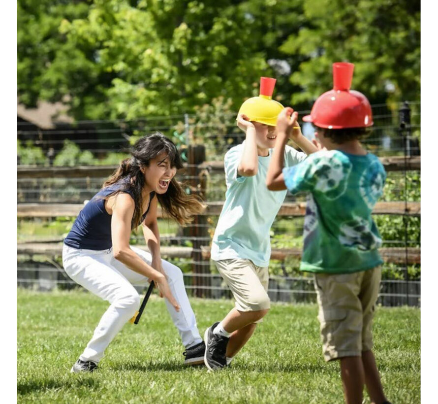 4FUN Wacky Race Hindernisparcours-Set – Familienrennen mit 6 spielerischen Herausforderungen inklusive Hüpfsack und Wasserhelm