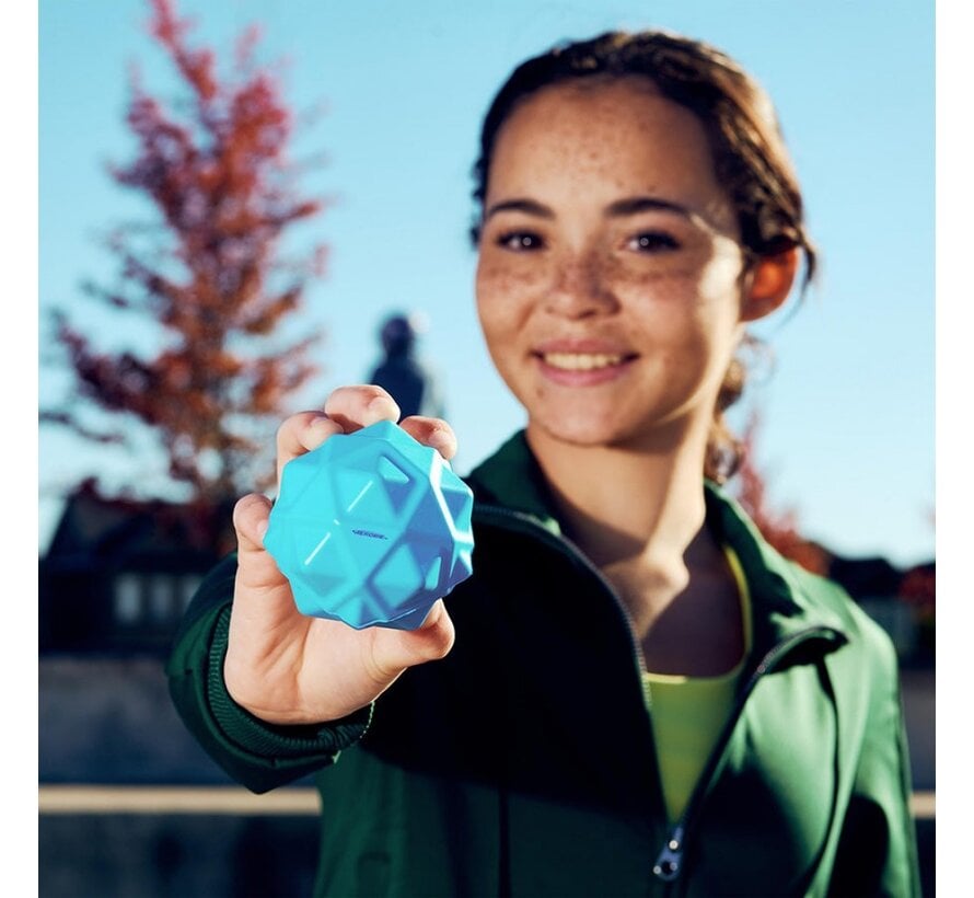Aerobie Sonic Bounce Ball – Hyper-bouncy ball with geodesic structure, 2.6" – ultimate trick shot performance
