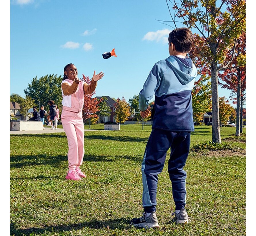 Aerobie Sonic Fin – Ballon de football gyroscopique en mousse pour une distance ultime et une spirale de qualité professionnelle