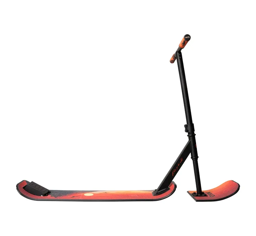 NKD Snow Stuntstep Red/Black – 82 cm High-Performance Snow Scooter voor Tricks & Glijplezier