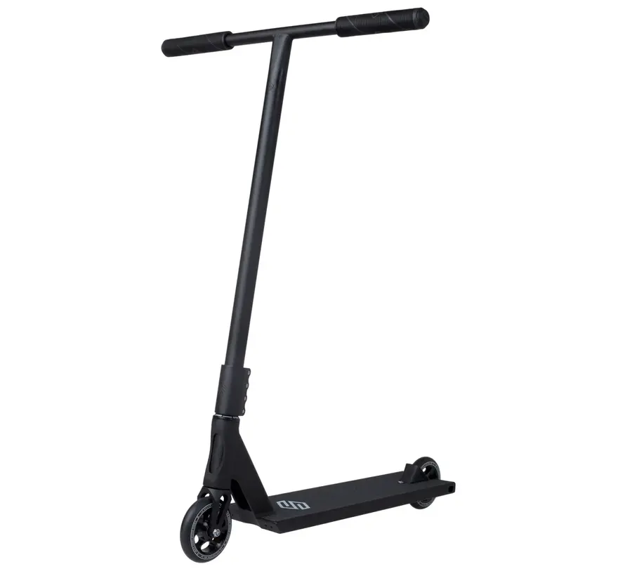 Trottinette freestyle Striker Gravis Street – Noire S/L Légère en aluminium 6061 pour figures de street - Copie - Copie