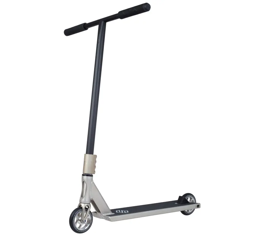 Trottinette freestyle Striker Gravis Street – Brut S/L Léger Aluminium 6061 pour figures de rue