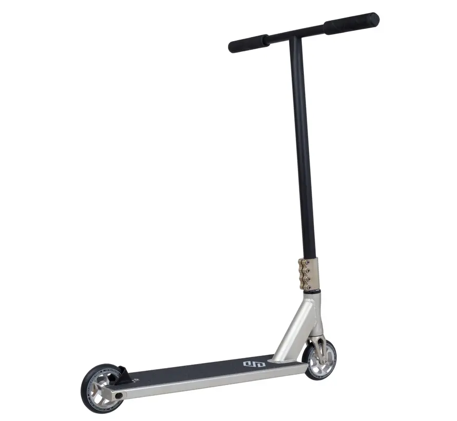 Trottinette freestyle Striker Gravis Street – Brut S/L Léger Aluminium 6061 pour figures de rue