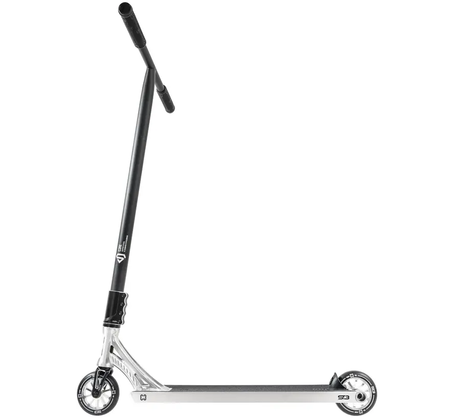 Trottinette acrobatique complète Core ST3, plateau brut poli de 6,5 pouces, roues ventilées de 110 mm et compression SCS