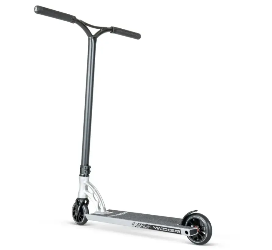 MGP MGO 550 Stuntstep Silver Dust Aluminium Deck 52 cm × 14 cm, 110 mm Wielen & ABEC 11 Lagers