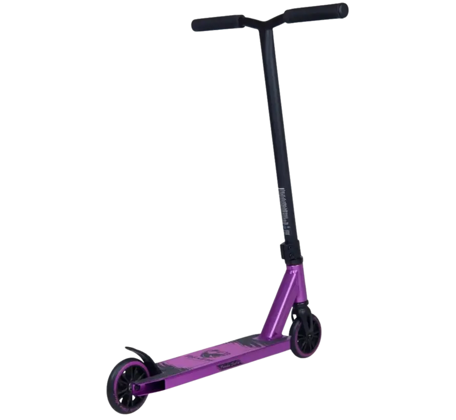 Patinete acrobático Panda Initio v2, color morado. Patinete robusto y ligero para principiantes con ruedas de 110 mm, manillar de acero y plataforma de aluminio.
