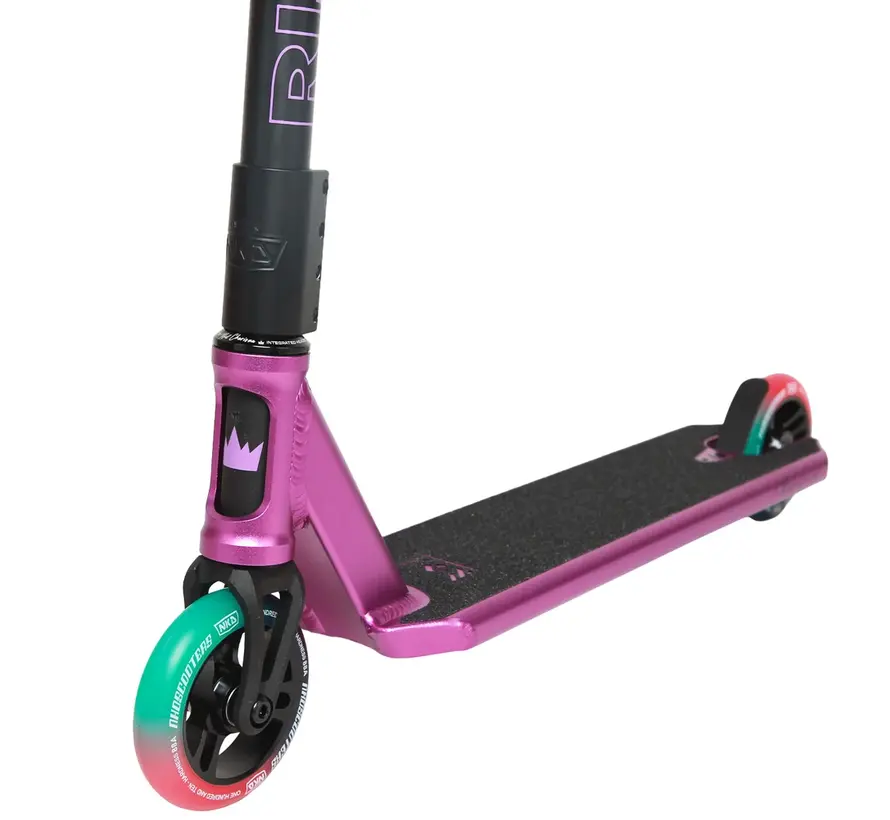 NKD Rizz Stunt-Scooter – Leicht, robust und komplett für Anfänger und Fortgeschrittene – 110-mm-Räder und Deck aus 6061-T6-Aluminium.