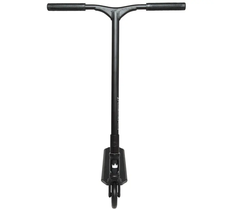 Patinete acrobático NKD Rizz: ligero, resistente y completo para principiantes y avanzados. Ruedas de 110 mm y base de aluminio 6061-T6.