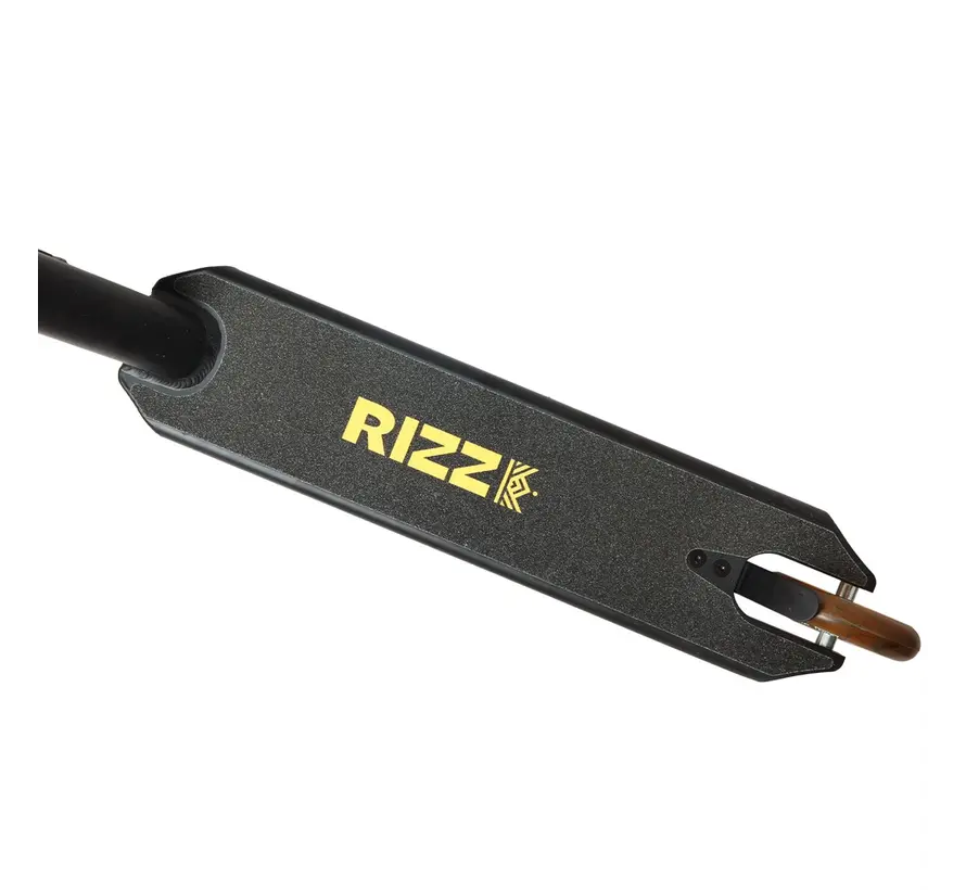 Patinete acrobático NKD Rizz: ligero, resistente y completo para principiantes y avanzados. Ruedas de 110 mm y base de aluminio 6061-T6.