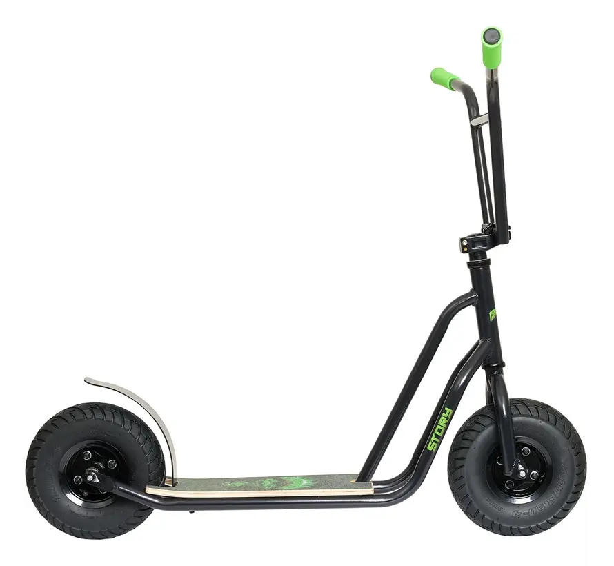 Scooter urbain Story Urban Chopper Step, élégant et doté d'un large guidon et d'une position de conduite confortable.