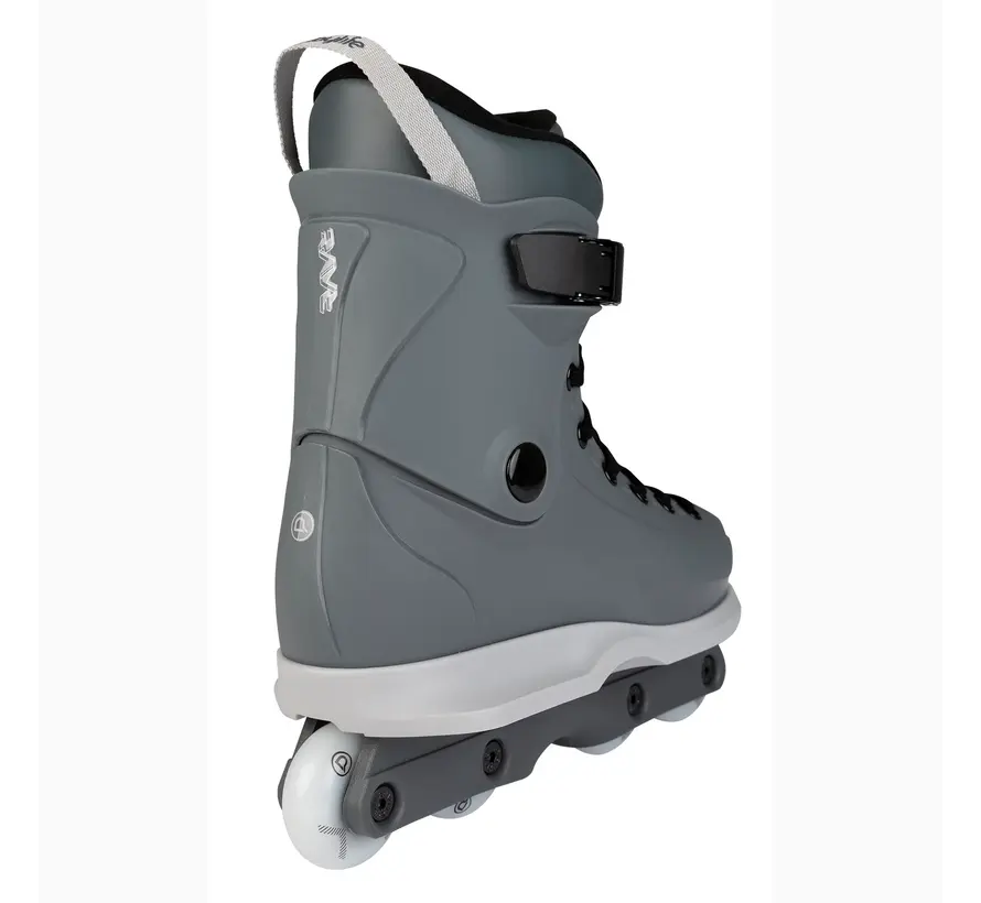 Playlife Rave Park Urban Skates Pattini urbani rigidi con telaio Kizer per uso park e street