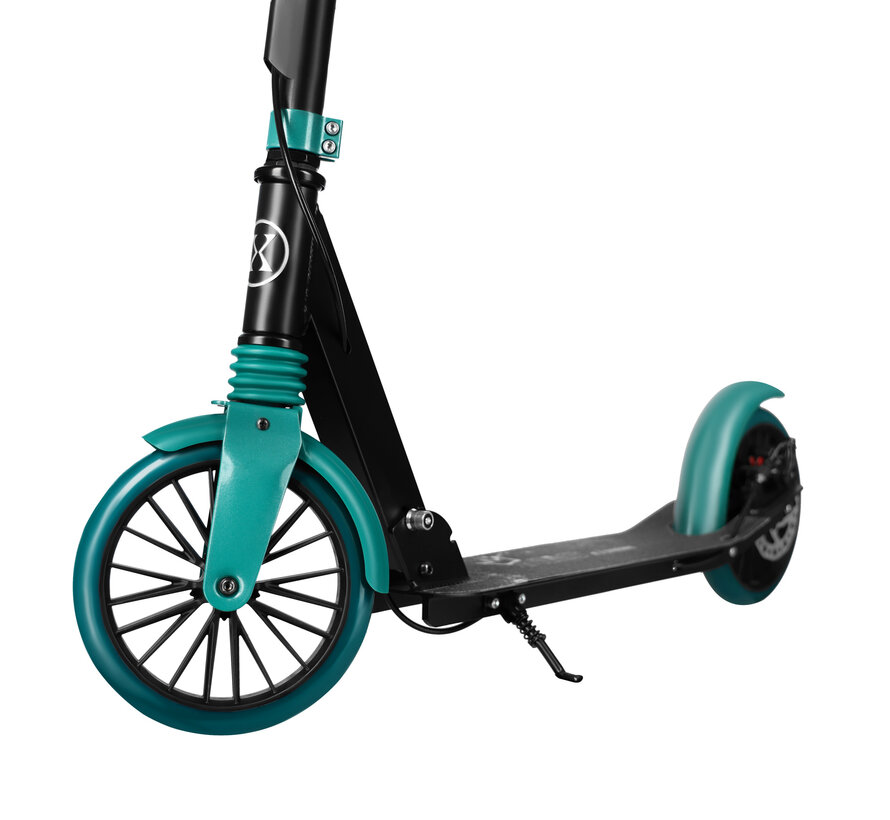 Nils Foldable Scooter with Disc Brakes and 20cm Wheels
