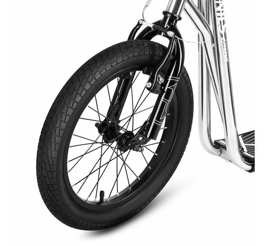 Nils Step con grandi pneumatici, colore argento