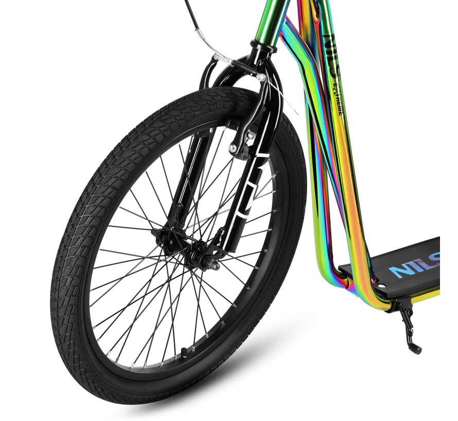 Nils Step avec de gros pneus pneumatiques Neochrome