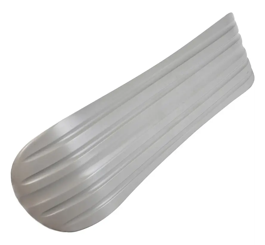 Patin à neige Story Snowskate Camo 89 cm. Patin à neige compact avec plateau antidérapant et motif camouflage.