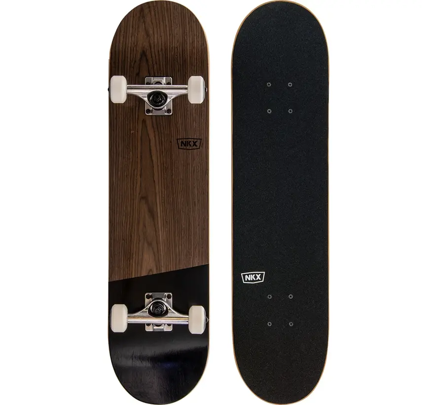 NKX Skateboard Progression Black 8,0 cala Kompletna deskorolka z deskorolką o rozmiarze 8,0 cala