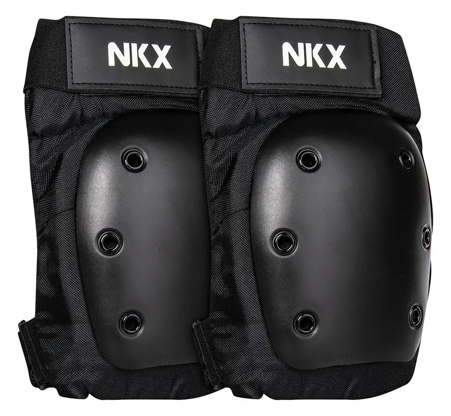 Ochraniacze na kolana NKX Knee Pads Pro Knee w kolorze czarnym z twardą nakładką chroniącą przed uderzeniami