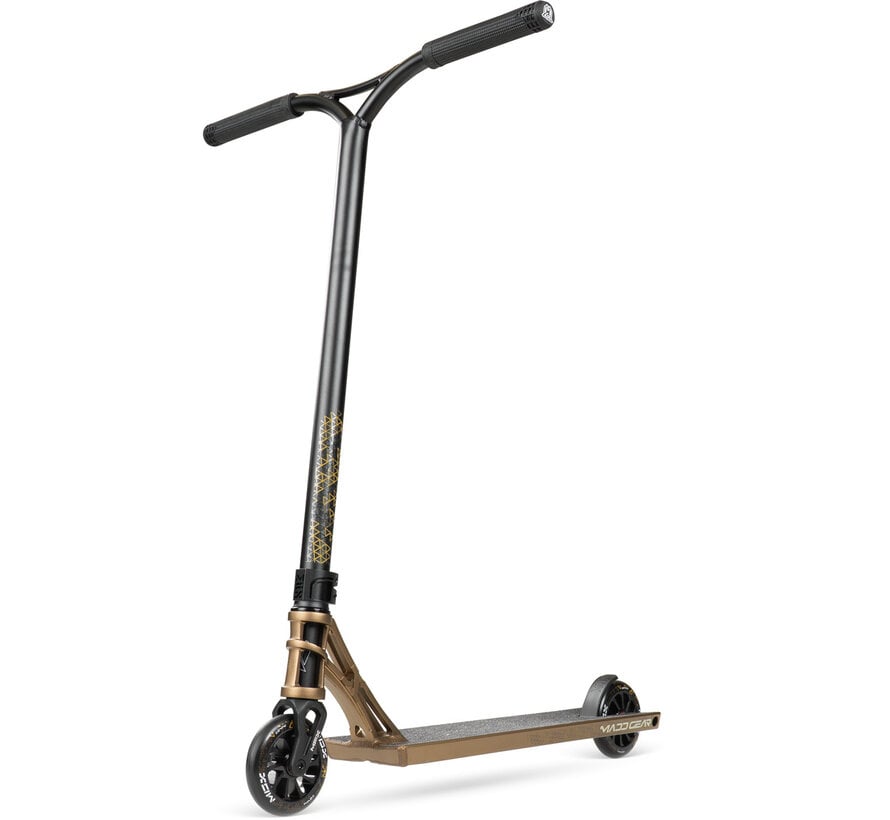 Monopattino acrobatico MGP MGX 550: monopattino freestyle ad alte prestazioni con ruote da 110 mm, ampia pedana e massimo controllo per rider esperti.