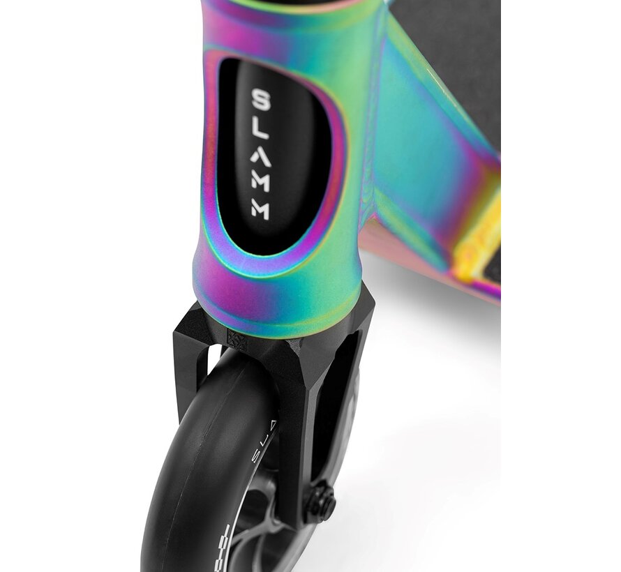 Slamm Assault Pro Stuntstep Neochrome Professionele Stuntstep met T6 Aluminium Deck IHC Compression en 110mm Aluminium Core Wielen - Copy