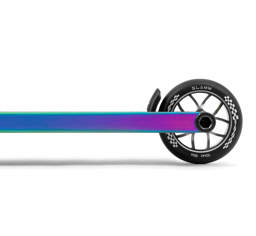 Slamm Assault Pro Stuntstep Neochrome Professionele Stuntstep met T6 Aluminium Deck IHC Compression en 110mm Aluminium Core Wielen - Copy