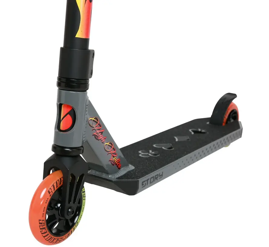 Patinete acrobático High Roller Air Stunt Scooter gris, patinete acrobático profesional de estilo libre con ruedas grandes y configuración estable para parques y calles.