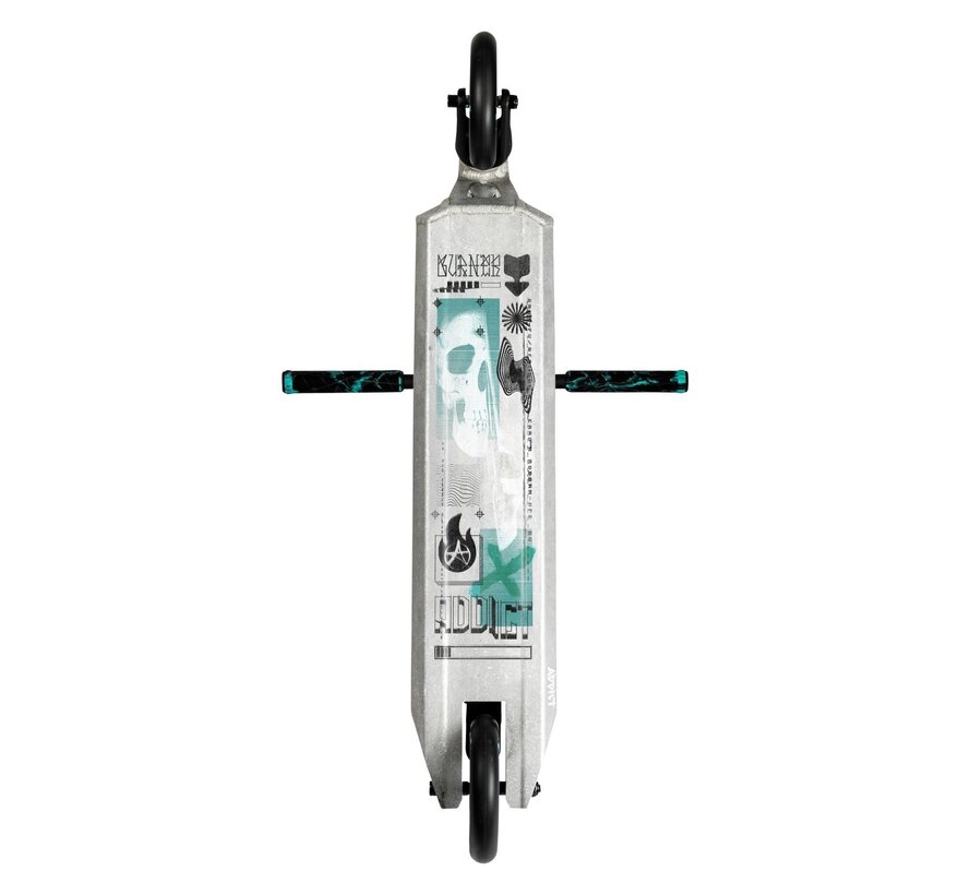 Addict Burner - Glitch Stuntstep Black/Raw 520mm - complete stuntstep voor park en street