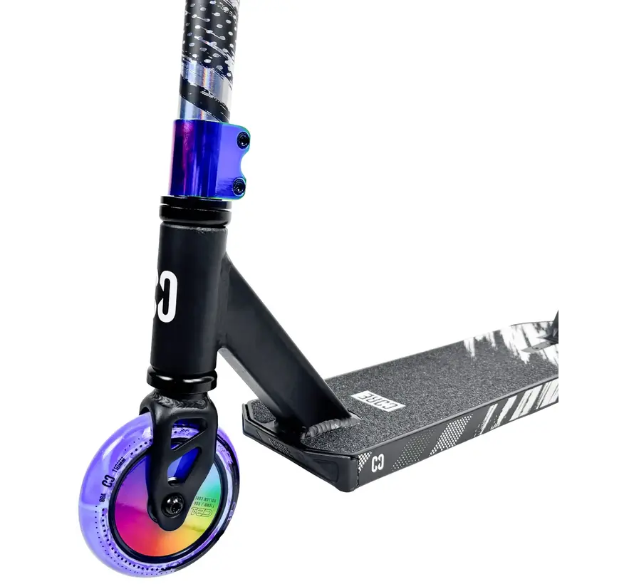 CORE CB1 Mini Black / Neochrome Stuntstep 71cm met 110mm Wielen, Aluminium Deck en IHC Compression